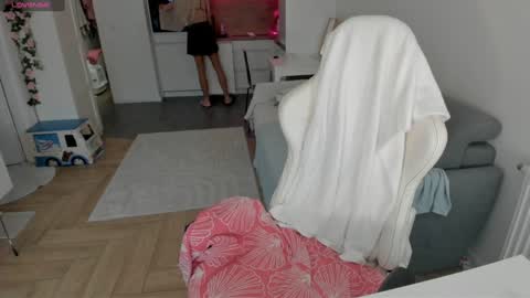 Snapshot of sugar_rainbow chatting on October 10, 6:29 am Kinga online show from October 10, 6:29 am