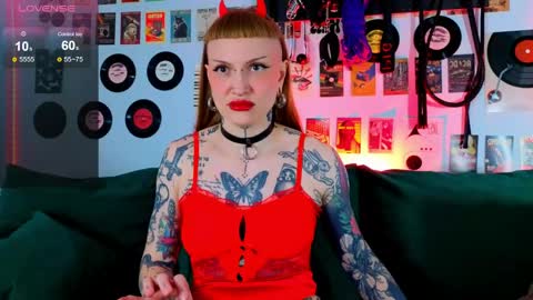 sugarsoot online show from June 7, 7:04 am
