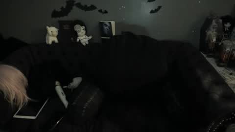 Sugary online show from April 25, 5:21 am