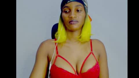 Snapshot of sugax_cuntwetxx chatting on October 7, 2:38 am Ivy online show from October 7, 2:38 am