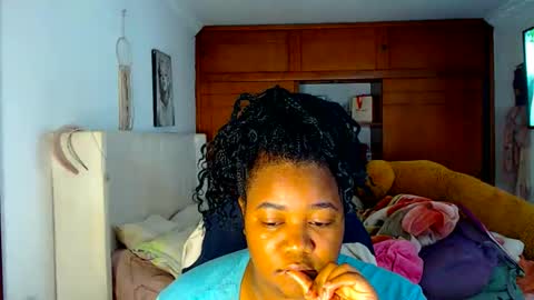 Cami   Back in 2 hours online show from May 17, 5:39 am