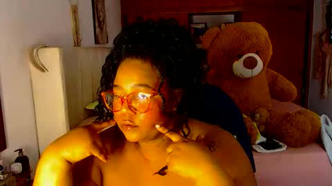 Cami   Back in 2 hours online show from May 24, 6:01 am