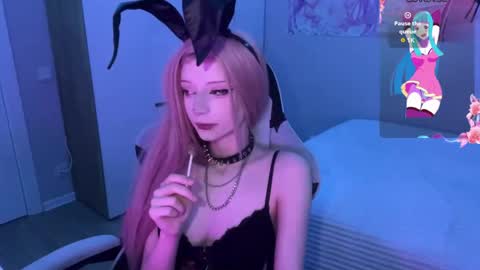 Yunoo   online show from May 5, 9:07 pm