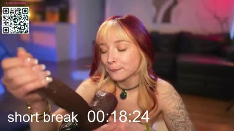 Lika ginger  Jessy blond   online show from April 21, 3:02 am