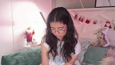 SUKI online show from December 16, 1:17 pm