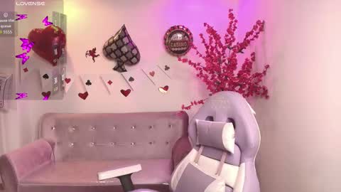 summer_miller online show from February 23, 11:09 am