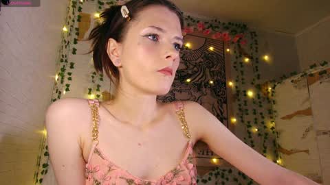 summerhazee online show from December 29, 5:01 pm