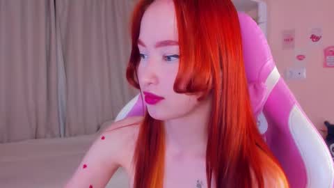 sunflare_ online show from December 19, 7:06 pm