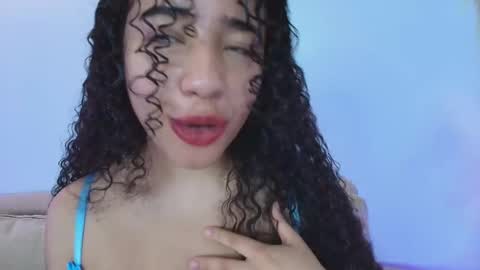 Snapshot of sunflower_aillyn chatting on October 14, 10:12 pm Aillyn Perez online show from October 14, 10:12 pm