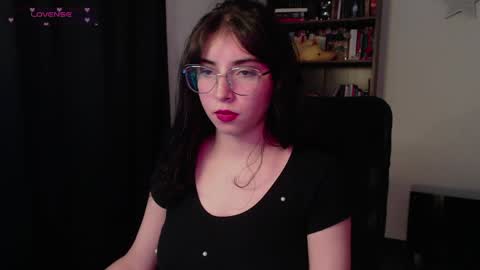  violetta  online show from March 18, 9:09 pm