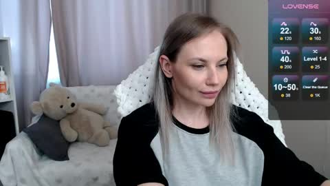 Naomi online show from April 13, 2:35 am