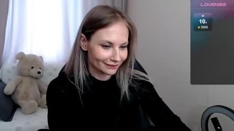 Naomi online show from April 24, 7:22 am