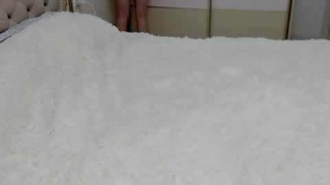 Snapshot of sunny_love__ chatting on October 16, 7:33 am Vanessa online show from October 16, 7:33 am