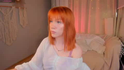 sunrisee_ online show from April 15, 4:29 pm