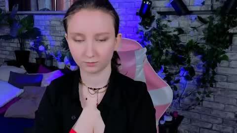 Alice online show from April 22, 6:10 am