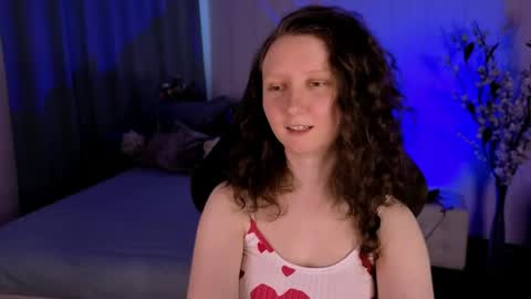 Alice online show from April 10, 2:01 pm