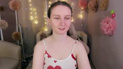 Alice online show from April 24, 1:36 pm