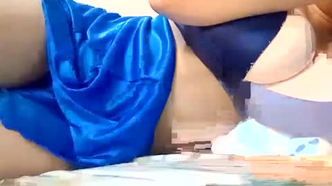 Annie online show from March 4, 7:20 pm