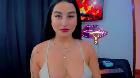 Andrea Rodriguez online show from March 3, 7:42 pm