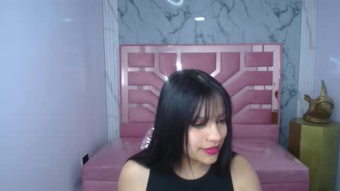 Susy online show from February 9, 1:02 pm