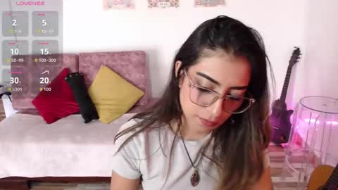 Susana hendrix    online show from December 4, 6:30 pm