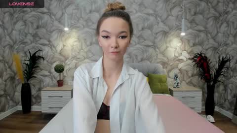 susannjohnson online show from March 6, 3:13 am