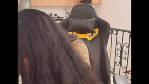 Susan Rhodes online show from April 22, 2:14 pm