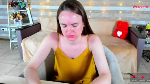 susansmitt online show from June 6, 7:09 pm