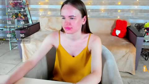 susansmitt online show from April 23, 8:55 pm