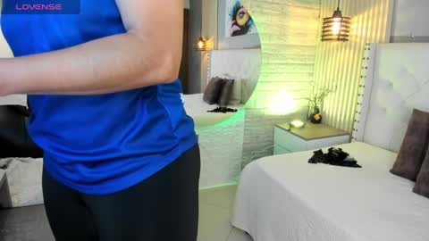   online show from April 23, 12:29 pm