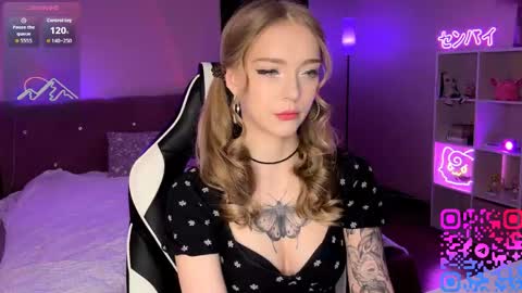 Jessica online show from April 27, 1:52 pm