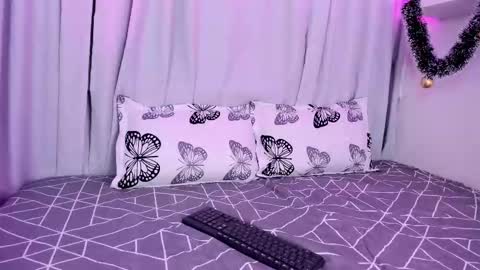 susyy online show from December 19, 7:39 pm