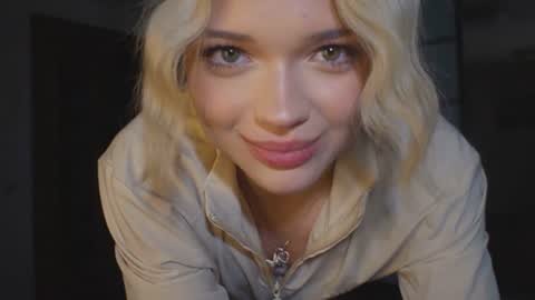Stacy online show from July 9, 9:39 pm