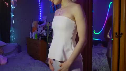 Stacy online show from June 25, 10:11 pm
