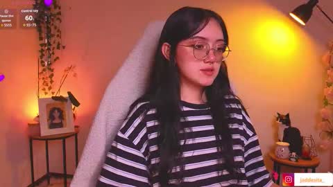 Snapshot of suzumi_ chatting on October 14, 7:11 am Jadde online show from October 14, 7:11 am
