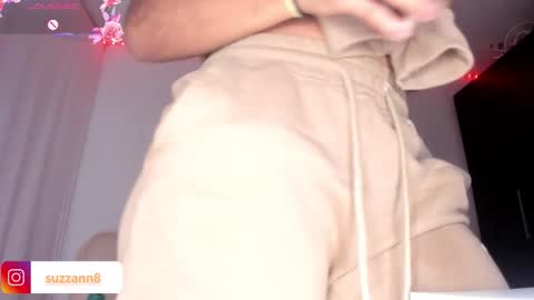 suzzann_rugg online show from February 21, 12:33 am