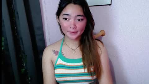 Snapshot of swallow_cummersx chatting on September 24, 6:18 pm Jasmine online show from September 24, 6:18 pm
