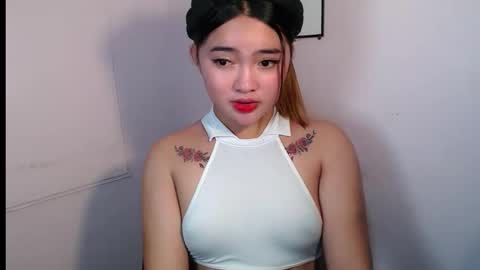 Snapshot of swallow_cummersx chatting on October 21, 2:37 am Jasmine online show from October 21, 2:37 am
