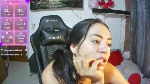 Snapshot of sweet10salome chatting on September 25, 8:17 pm sweet10salome online show from September 25, 8:17 pm