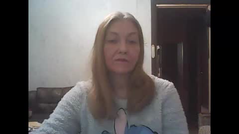 sweet4blonde609 online show from February 6, 11:46 am