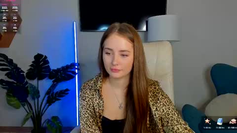 Snapshot of sweet__amily chatting on October 9, 12:53 pm Sweet Amily online show from October 9, 12:53 pm