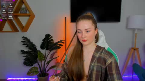 Sweet  Amily online show from April 24, 1:36 pm