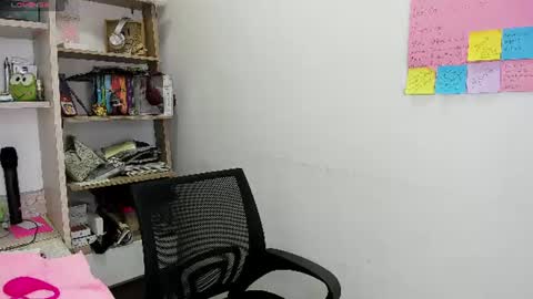 sweet_ailin online show from June 11, 7:00 pm