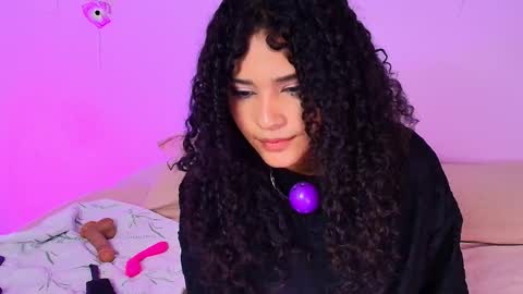 April sweet online show from December 20, 2:54 pm