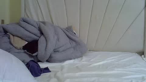 Bellah online show from October 9, 8:40 am