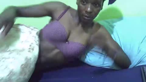 sweet_candie01 online show from January 17, 7:16 am