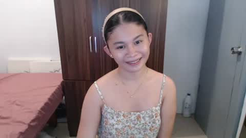 sweet_cassyxx online show from January 9, 12:31 pm