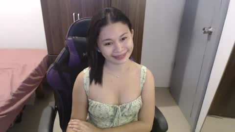 sweet_cassyxx online show from February 13, 12:18 pm