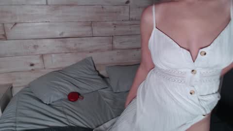 Snapshot of sweet_chantelle chatting on January 14, 9:20 pm Chantelle online show from January 14, 9:20 pm