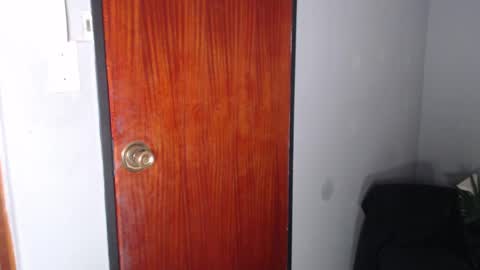 Snapshot of sweet_chantelle chatting on March 8, 9:51 pm Chantelle online show from March 8, 9:51 pm